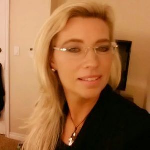 Meet your Posher, Carmen douglass